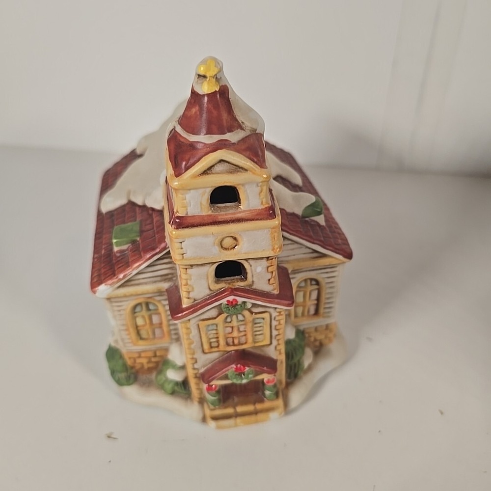 Lefton Hand Painted " Ave Maria" Church Music Box‎ #06354